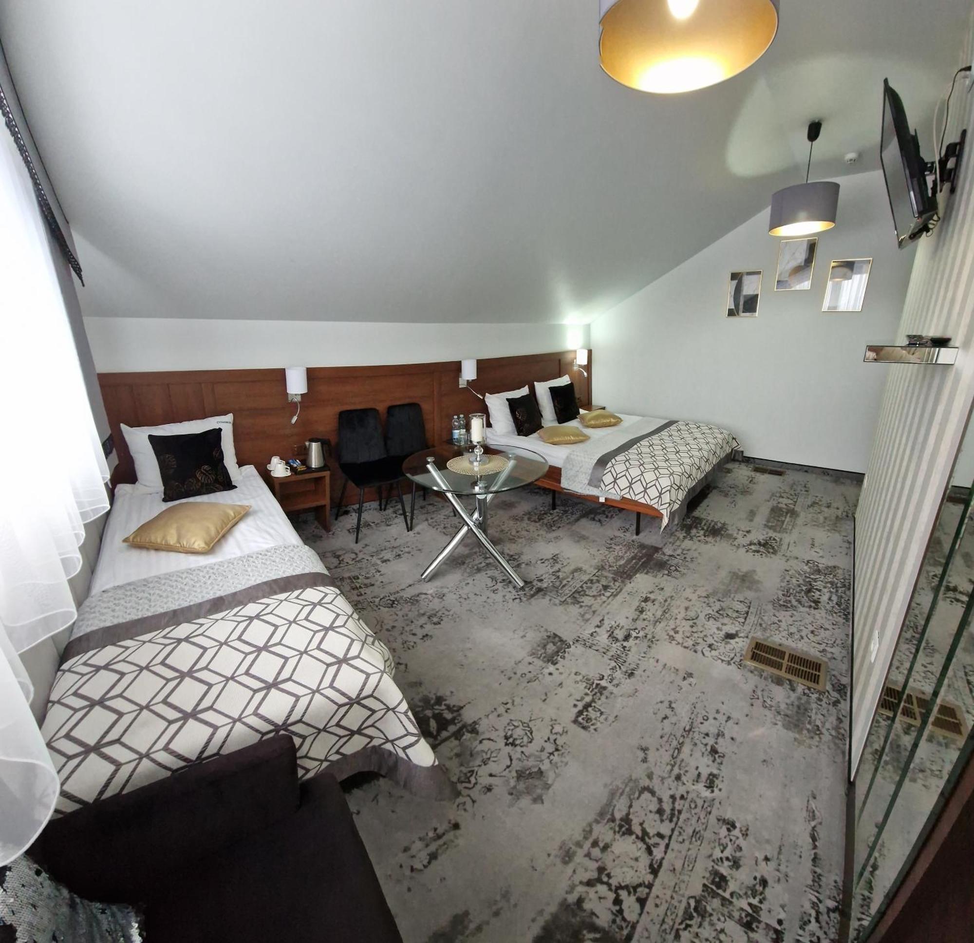 Cynamon Hotell Nowy Sącz Eksteriør bilde
