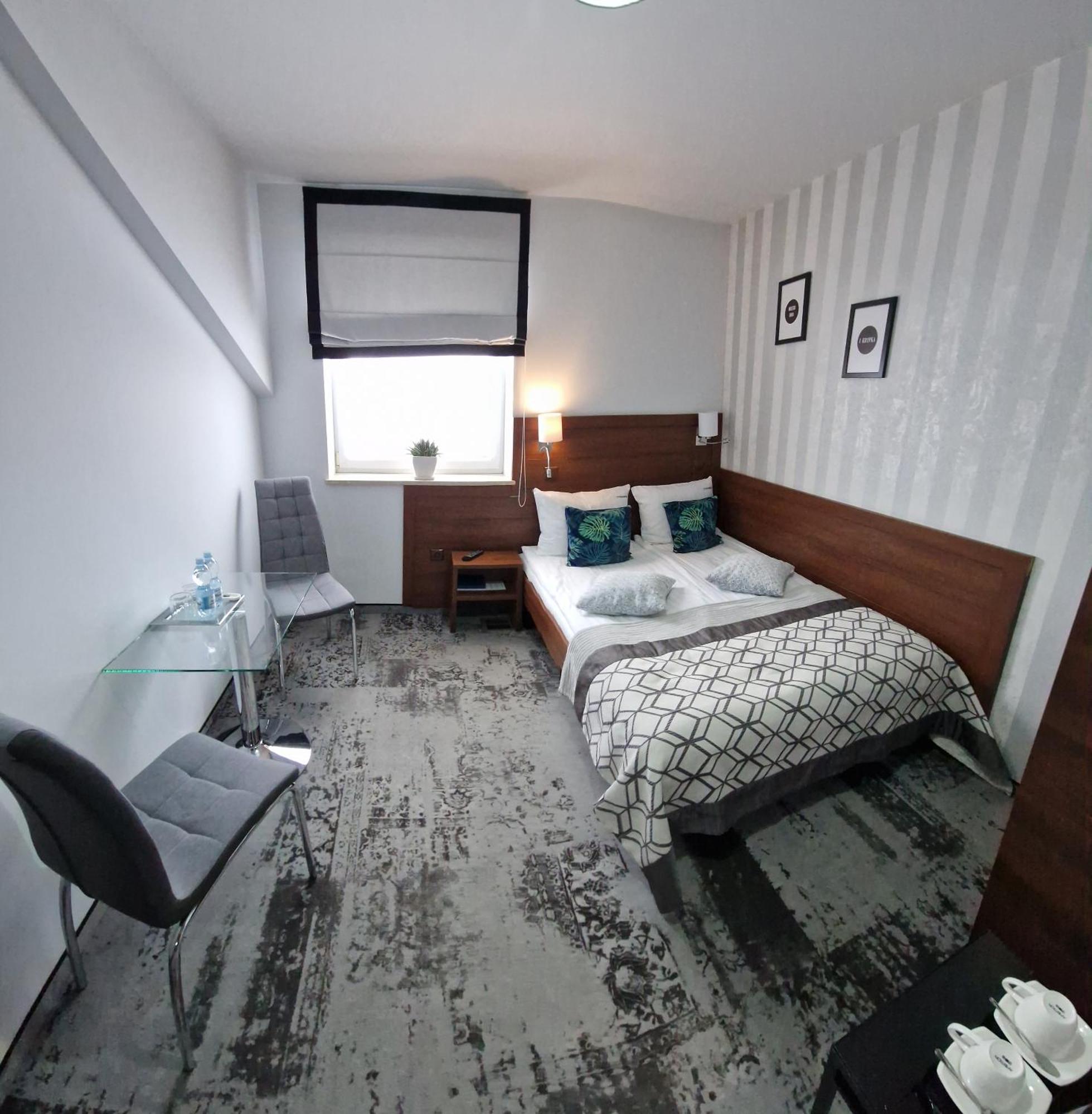 Cynamon Hotell Nowy Sącz Eksteriør bilde