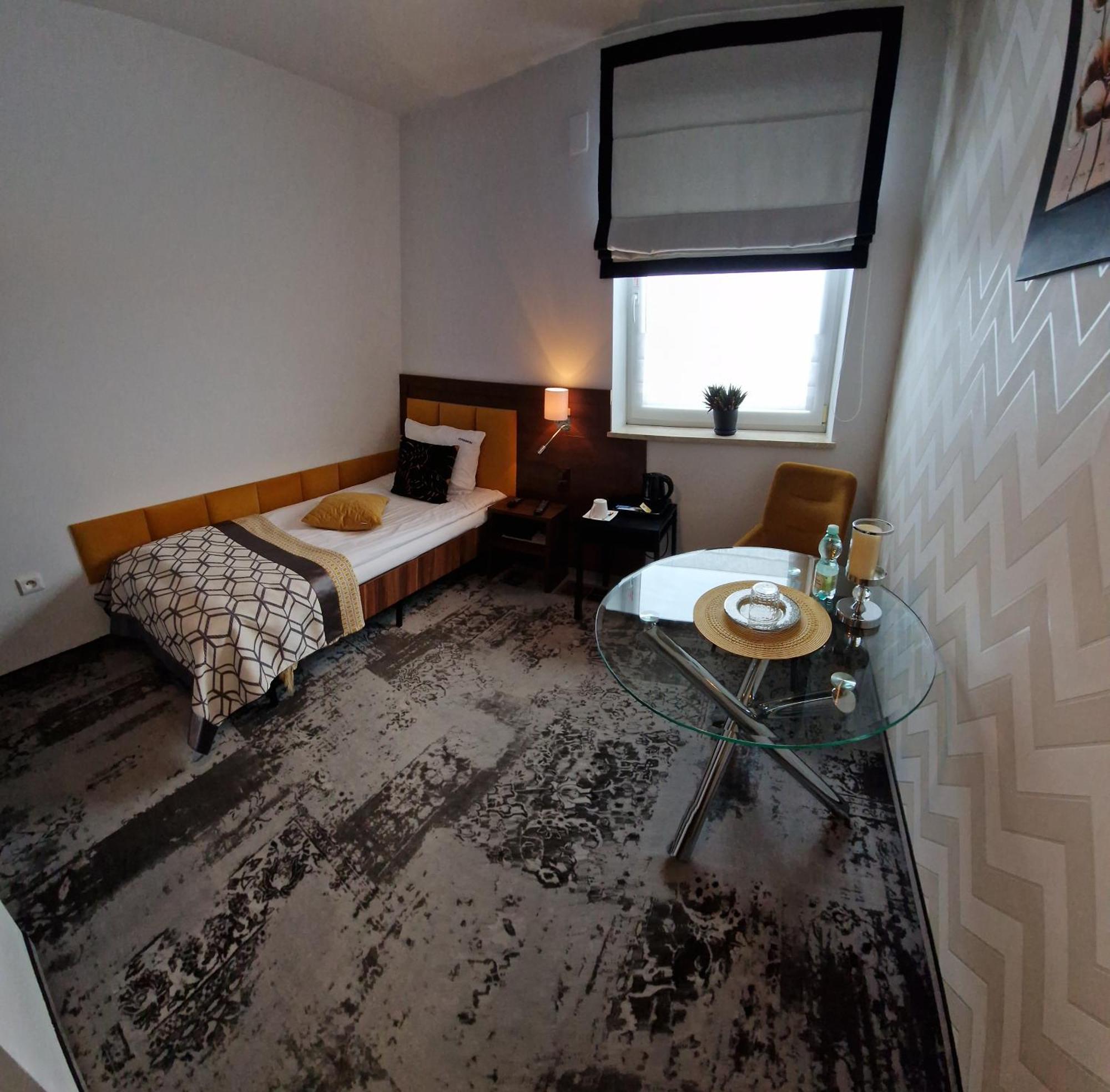Cynamon Hotell Nowy Sącz Eksteriør bilde
